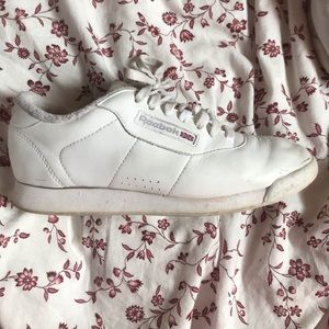 Vintage Reebok sneakers